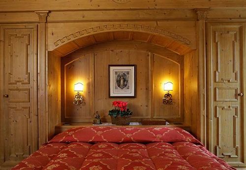 Menardi Hotel 3*